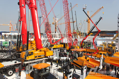 2018年工程機械行業分析 '四化'結合推進全球化擴張與建筑工程用機械銷售展望